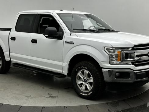 Used 2018 Ford F150 XLT w/ Equipment Group 301A Mid image 3