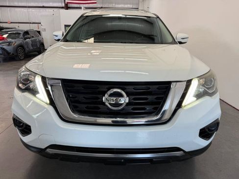 Used 2019 Nissan Pathfinder S FWD image 5