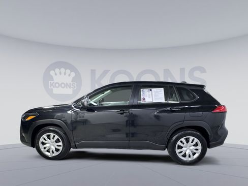 Used 2024 Toyota Corolla Cross L AWD/4WD image 17