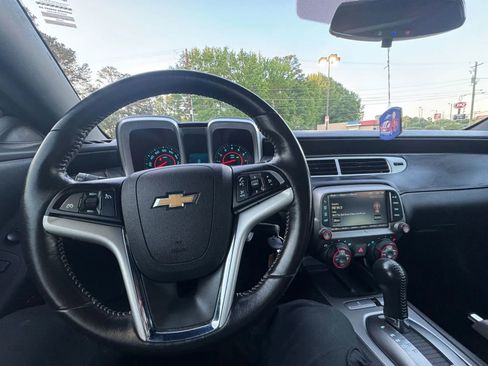 Used 2013 Chevrolet Camaro LT RWD image 13