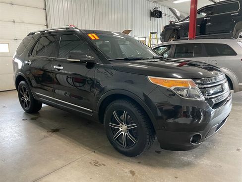Used 2011 Ford Explorer Limited w/ Technology Pkg AWD/4WD image 5