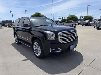 Used 2019 GMC Yukon SLT w/ Premium Edition AWD/4WD video 1
