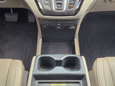 Certified 2024 Honda Odyssey Elite image 18