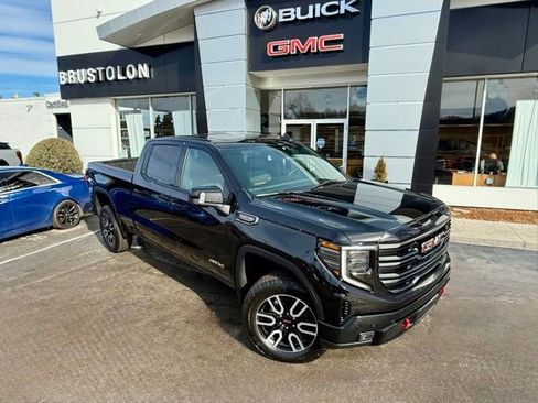 Used 2025 GMC Sierra 1500 AT4 w/ AT4 Preferred Package image 2