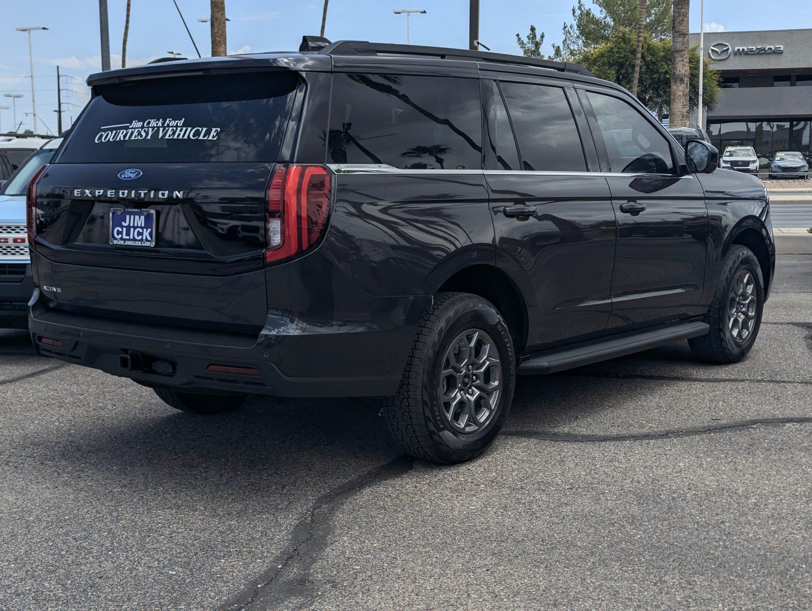 New 2026 Ford Expedition Active RWD image 2