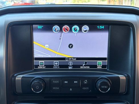 Used 2019 GMC Sierra 2500 Denali w/ Duramax Plus Package AWD/4WD image 17