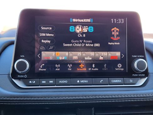 Used 2023 Nissan Rogue SV w/ SV Premium B Package image 13