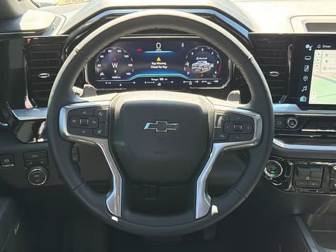 Certified 2025 Chevrolet Silverado 1500 LTZ AWD/4WD image 23