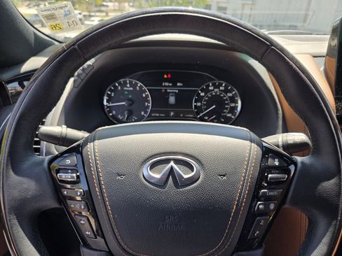 Used 2024 INFINITI QX80 Sensory image 25