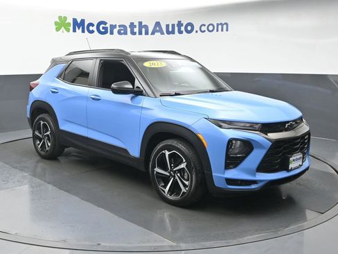 Used 2023 Chevrolet TrailBlazer RS w/ Convenience Package FWD image 2