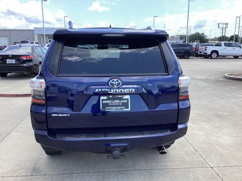Used 2015 Toyota 4Runner SR5 Premium RWD image 6