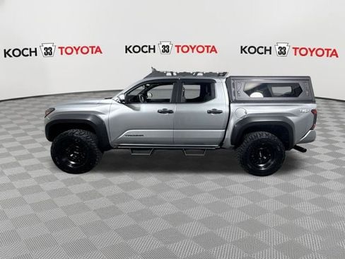 New 2024 Toyota Tacoma TRD Off-Road image 5
