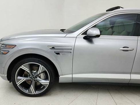 Used 2025 Genesis GV80 3.5T Prestige image 9