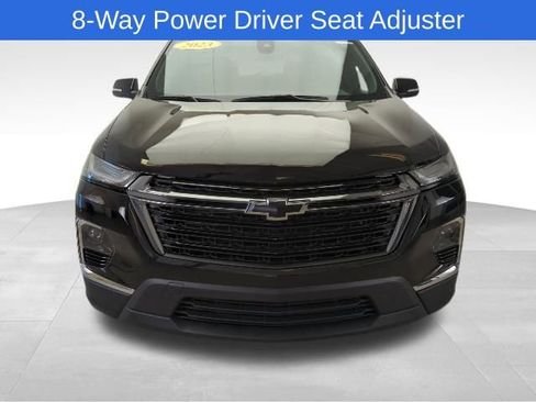 Used 2023 Chevrolet Traverse LT w/ Midnight/Sport Edition image 10