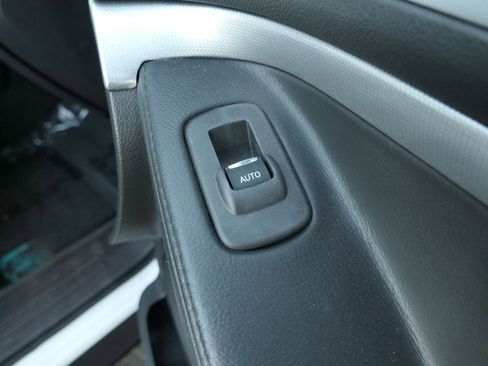 Used 2015 Ford Explorer XLT w/ Equipment Group 202A image 25