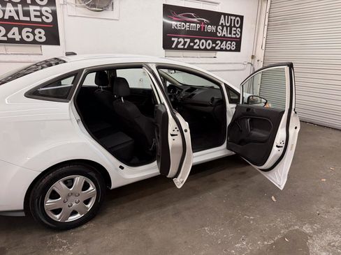 Used 2019 Ford Fiesta S FWD image 29