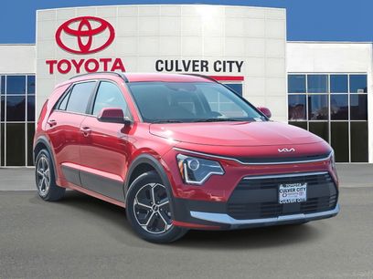 Used 2025 Kia Niro LX