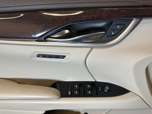 Used 2016 Cadillac XTS Premium AWD/4WD image 18