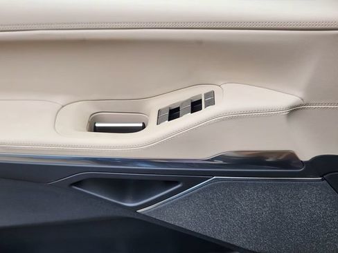 New 2027 Lincoln Navigator Reserve AWD/4WD image 9