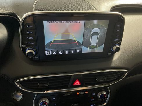 Used 2020 Hyundai Santa Fe Limited image 4