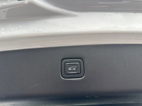 Used 2022 Chevrolet Blazer LT image 16