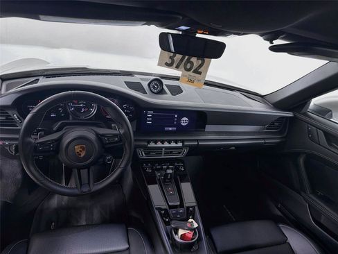 Certified 2022 Porsche 911 Carrera GTS RWD image 18