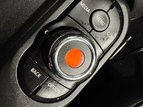 Used 2022 MINI Cooper Convertible FWD image 21