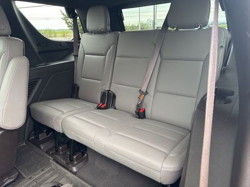 Used 2021 Chevrolet Tahoe Z71 image 28