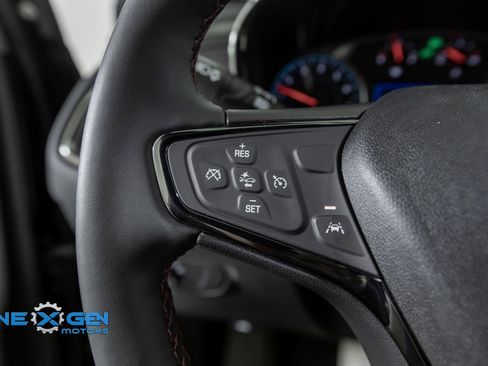 Used 2023 Chevrolet Equinox RS FWD image 14