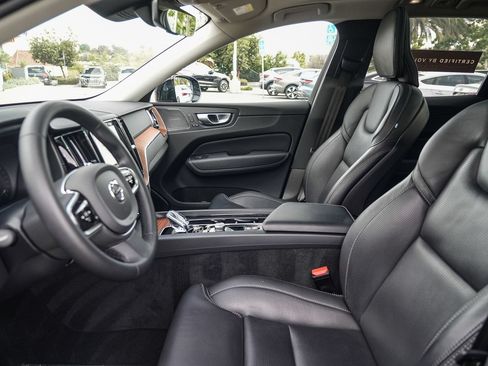 Used 2024 Volvo XC60 B5 Ultimate w/ Protection Package Premier AWD/4WD image 20