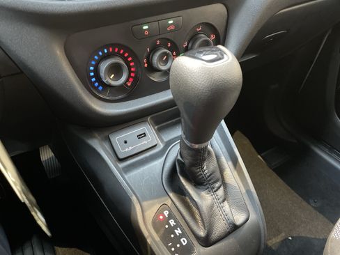 Used 2019 RAM ProMaster City Tradesman FWD image 26