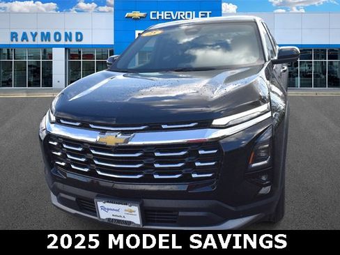 New 2025 Chevrolet Equinox LT w/ Safety and Technology Package image 7