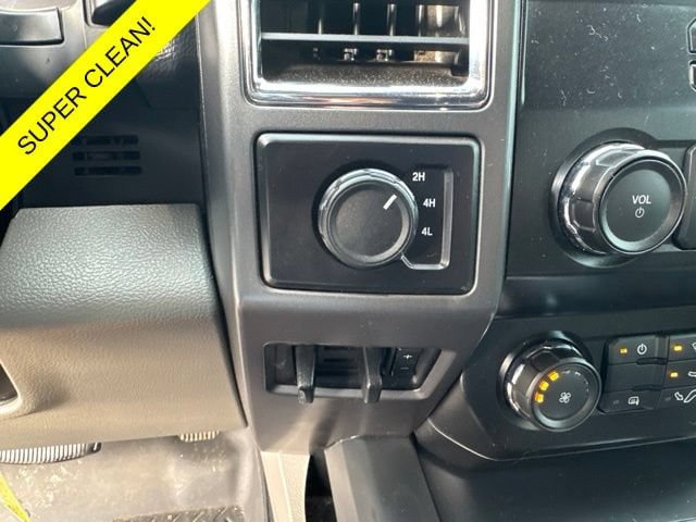Used 2019 Ford F250 XLT w/ Snow Plow Prep Package AWD/4WD image 13
