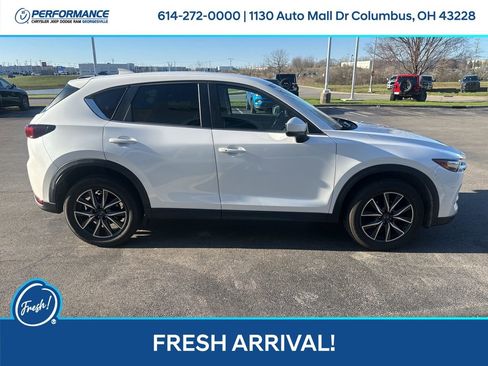 Used 2018 MAZDA CX-5 Touring w/ Preferred Equipment Package image 3
