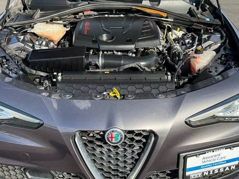 Used 2019 Alfa Romeo Giulia RWD image 25
