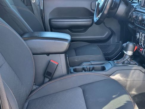 Used 2022 Jeep Gladiator Mojave image 27