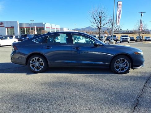 Used 2024 Honda Accord EX image 3