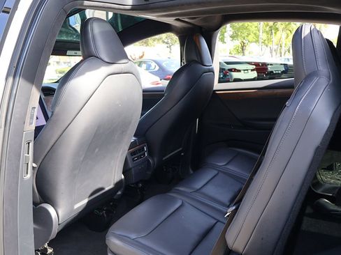 Used 2020 Tesla Model X Long Range AWD/4WD image 33