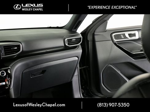 Used 2022 Ford Explorer ST w/ ST Street Pack image 31