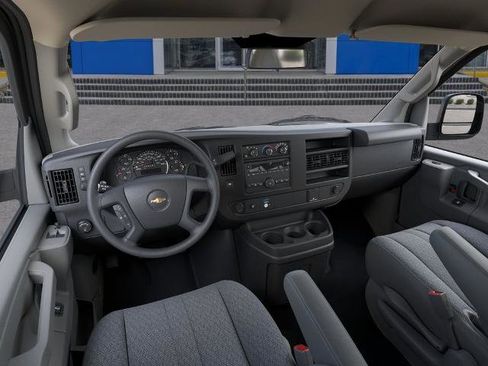 New 2026 Chevrolet Express 2500 Extended RWD image 15