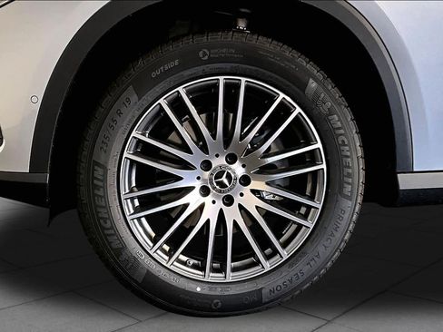 New 2026 Mercedes-Benz GLC 300 4MATIC image 17