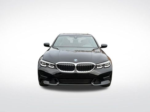 Used 2022 BMW 330i xDrive Sedan w/ Convenience Package image 9