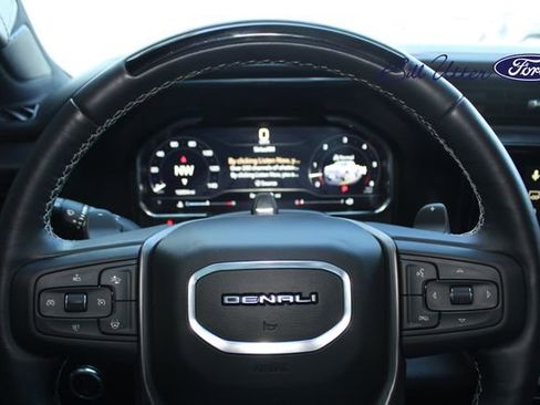 Used 2025 GMC Sierra 1500 Denali Ultimate image 26