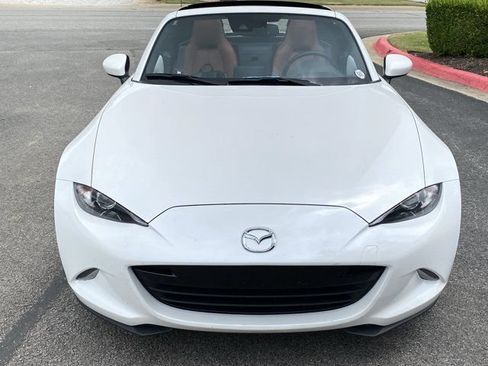 Used 2023 MAZDA MX-5 Miata Grand Touring w/ Weather Package RWD image 11