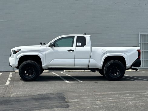 New 2025 Toyota Tacoma SR image 2