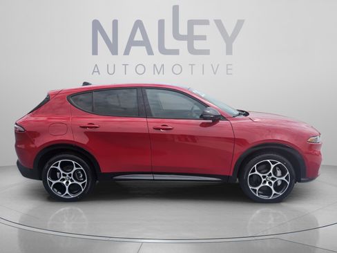 Used 2025 Alfa Romeo Tonale AWD/4WD image 6