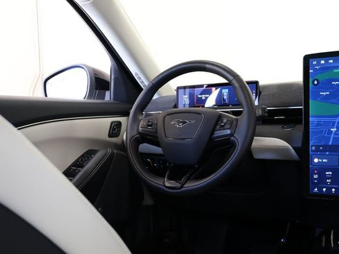 Used 2024 Ford Mustang Mach-E Premium RWD image 28