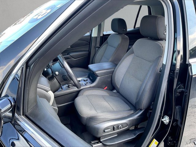 Certified 2020 Chevrolet Traverse LT FWD image 25