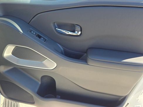 New 2026 Nissan Frontier SV w/ All-Weather Content Package image 7