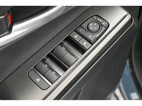 New 2026 Subaru Solterra Premium image 15